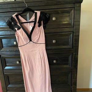 Stop Staring light pink dress , size large , beautiful fitted dress